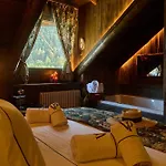 Valle De Pineta - Hotell